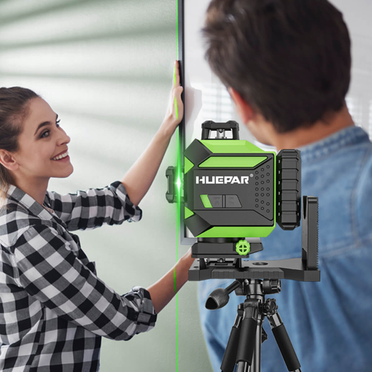 Poziomica laserowa Huepar 704CG