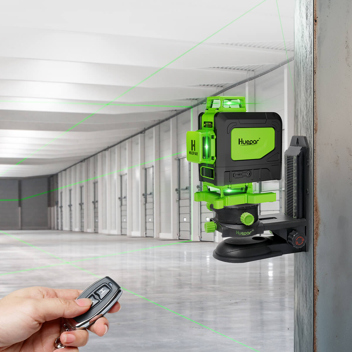HUEPAR 904DG SelfLeveling 4x360 with Remote Control 4x360° Green
